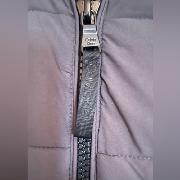 Calvin Klein Winter Hooded Jacket - Original CK bought online. - Picture 3 of 7